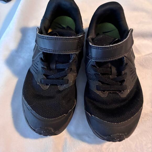 Nike Downshifter Sneakers Boys 12C Swoosh All Black Ankle Strap Easy Comfort - Picture 5 of 6